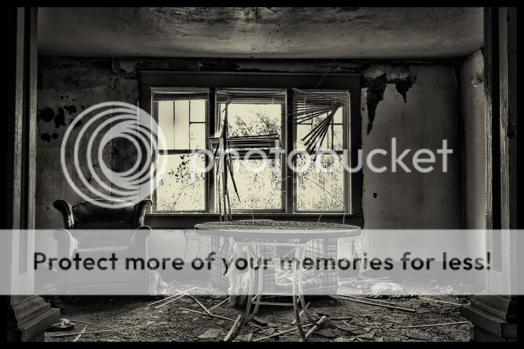 IMAGE: http://i546.photobucket.com/albums/hh416/clpeay/IMG_2531-Edit-Edit_zps32c44261.jpg